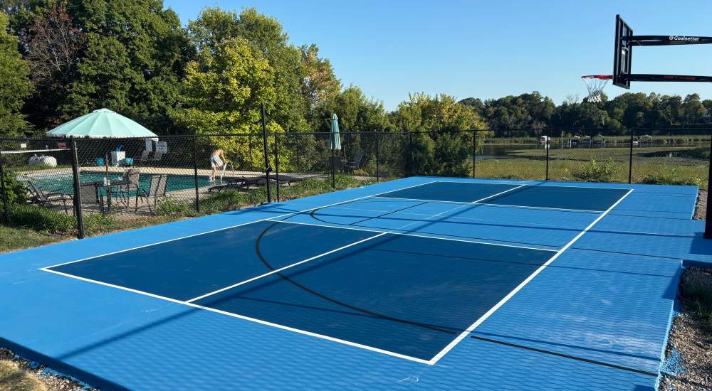 Swimming pool at Solace on Lake Minnetonka in Spring Park, Minnesota