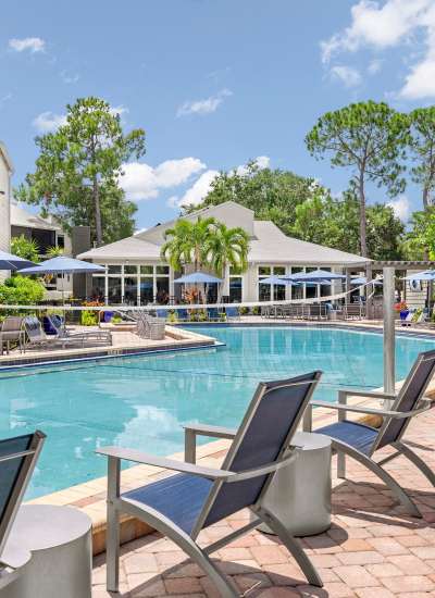 Resort-Style Swimming Pool at 4800 Westshore in Tampa, Florida