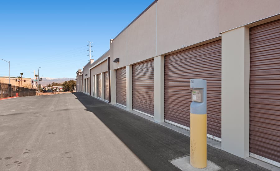 Indoor Storages at StorageOne Horizon & Sandy Ridge in Henderson Nevada