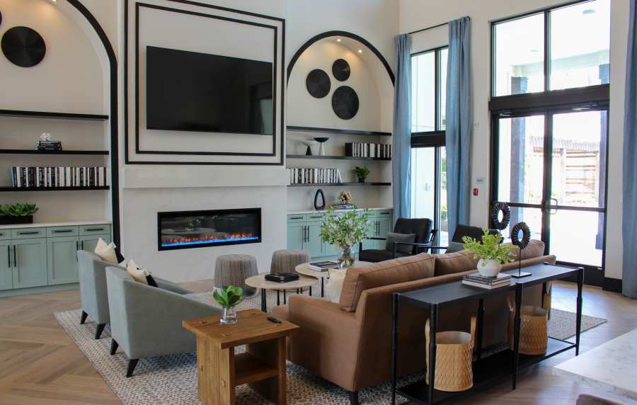 Resident having drinks at Silo Creek Apartments in Lafayette, Louisiana