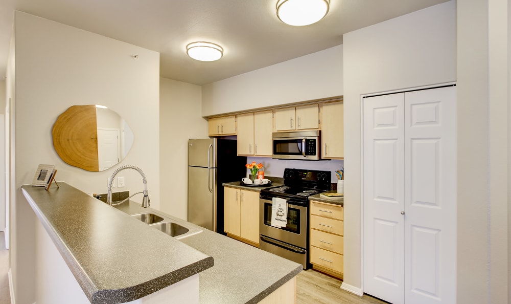 Photos of River Trail Apartments in Puyallup, WA