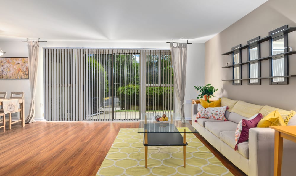 Photos of Capital Crossing in Suitland, MD