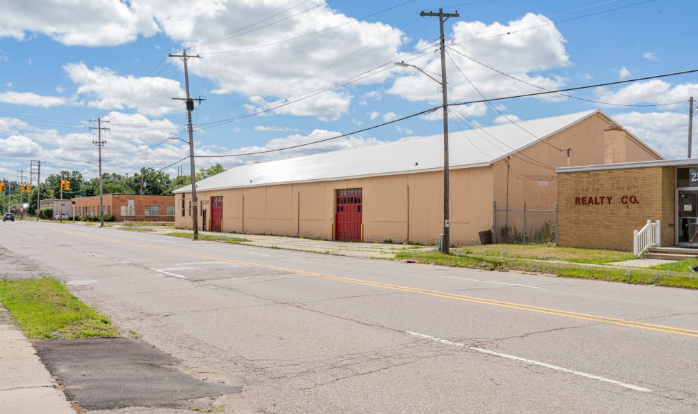 Warehouse storage space available for rent at Grand Traverse Self Storage in Flint, Michigan