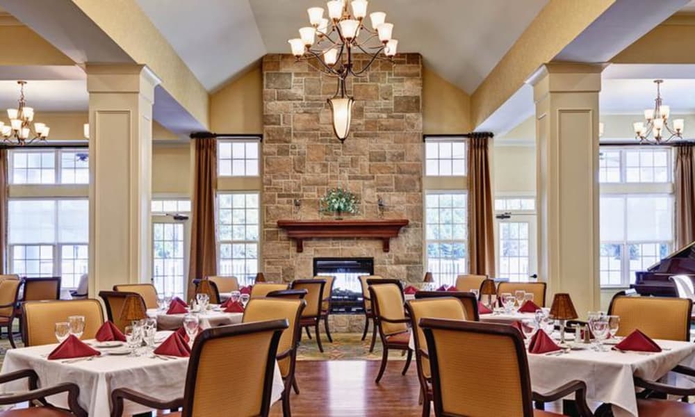 Dining area at Waltonwood Providence in Charlotte, NC