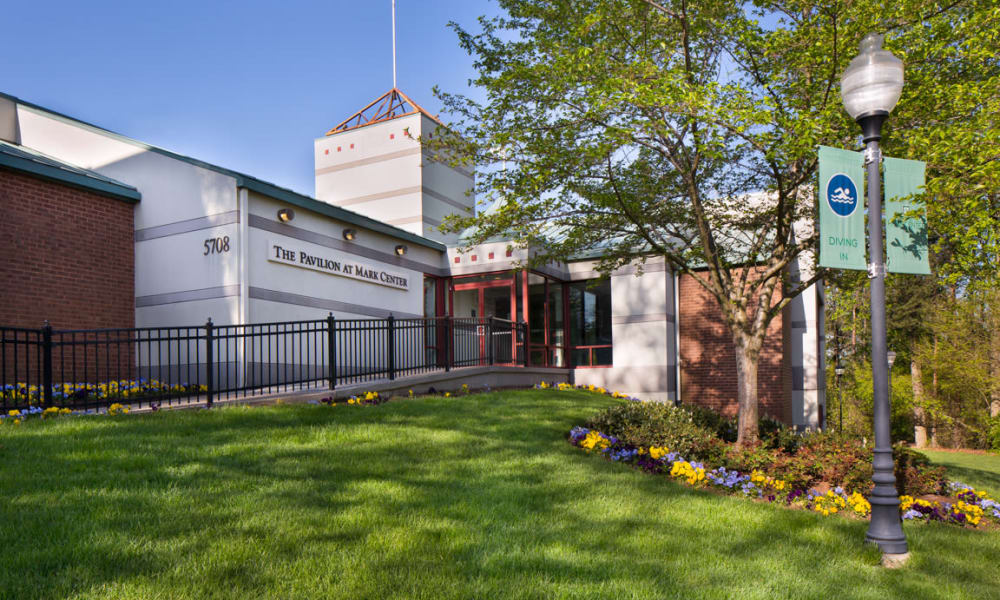 Photos of Lynbrook at Mark Center Apartment Homes in Alexandria