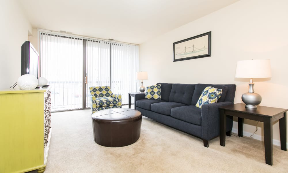 Photos of Chesapeake Glen Apartment Homes in Glen Burnie, Maryland