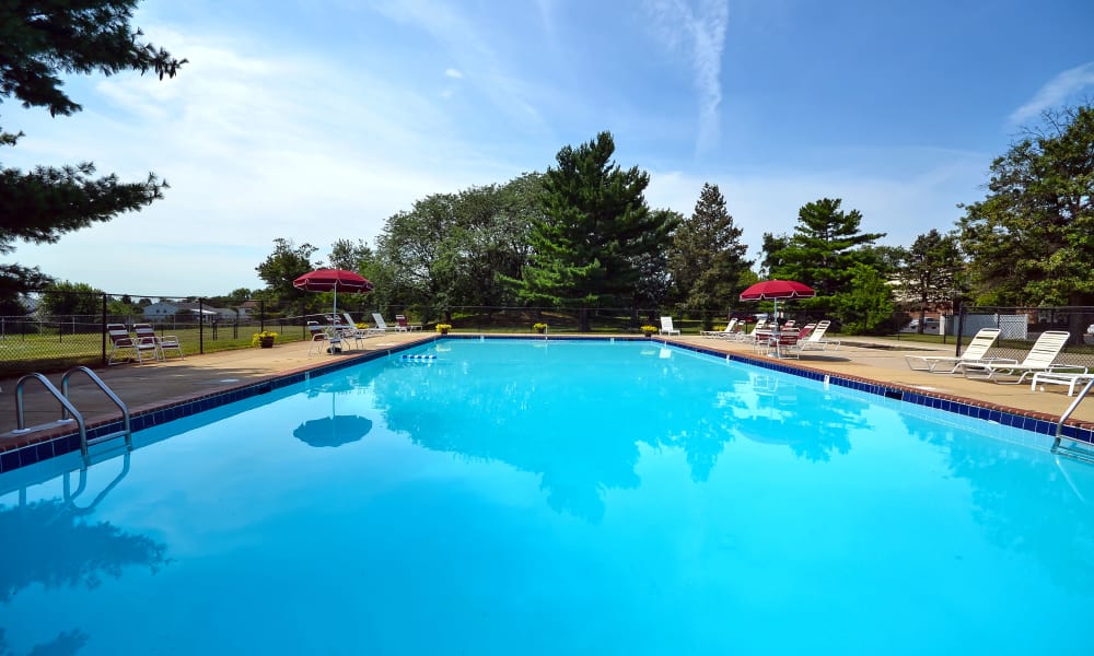 Photos of William Penn Village Apartment Homes in New Castle, DE