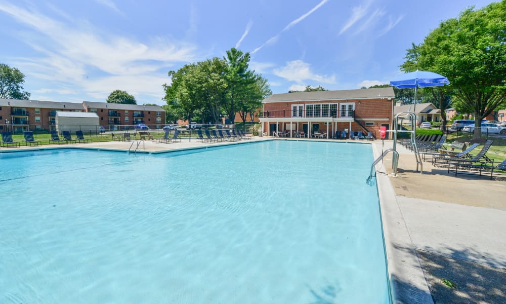 Swimming pool at The Preserve at Owings Crossing Apartment Homes in Reisterstown, Maryland