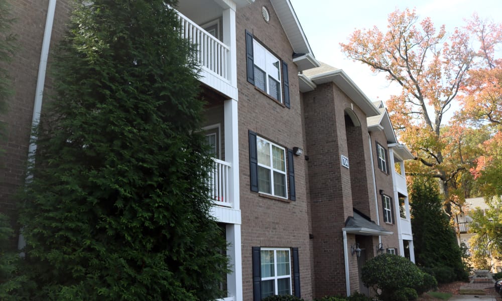 Spartan Crossing offers luxury apartments for rent in Greensboro