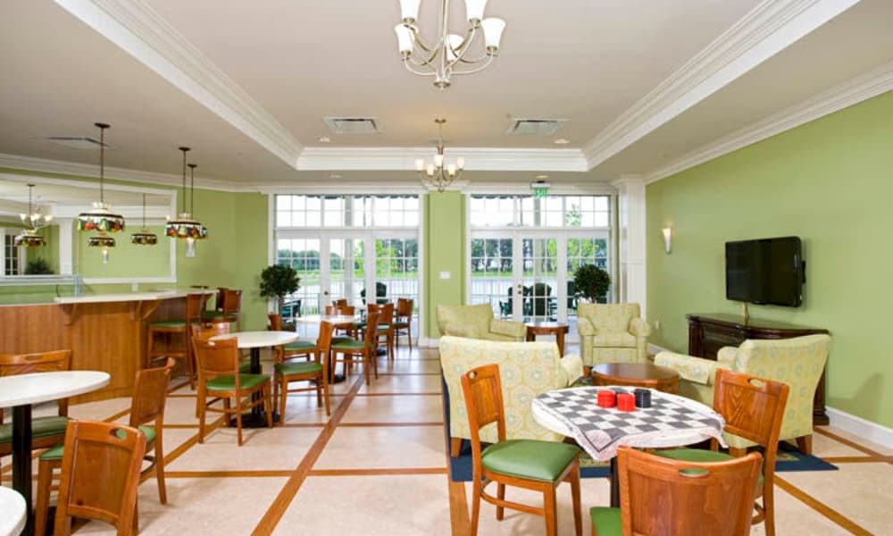 Family dining room at Arbor Oaks at Lakeland Hills