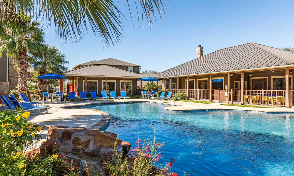 Azul Apartment Homes In Northwest San Antonio Near Leon Valley