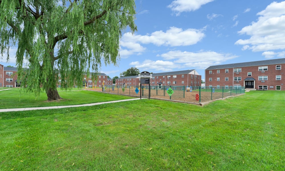 Photos of Hyde Park Apartment Homes in Bellmawr, NJ