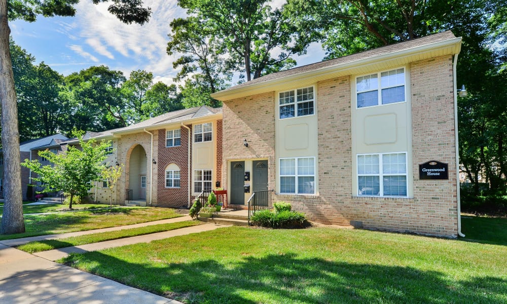 Photos of Moorestowne Woods Apartment Homes in Moorestown, NJ