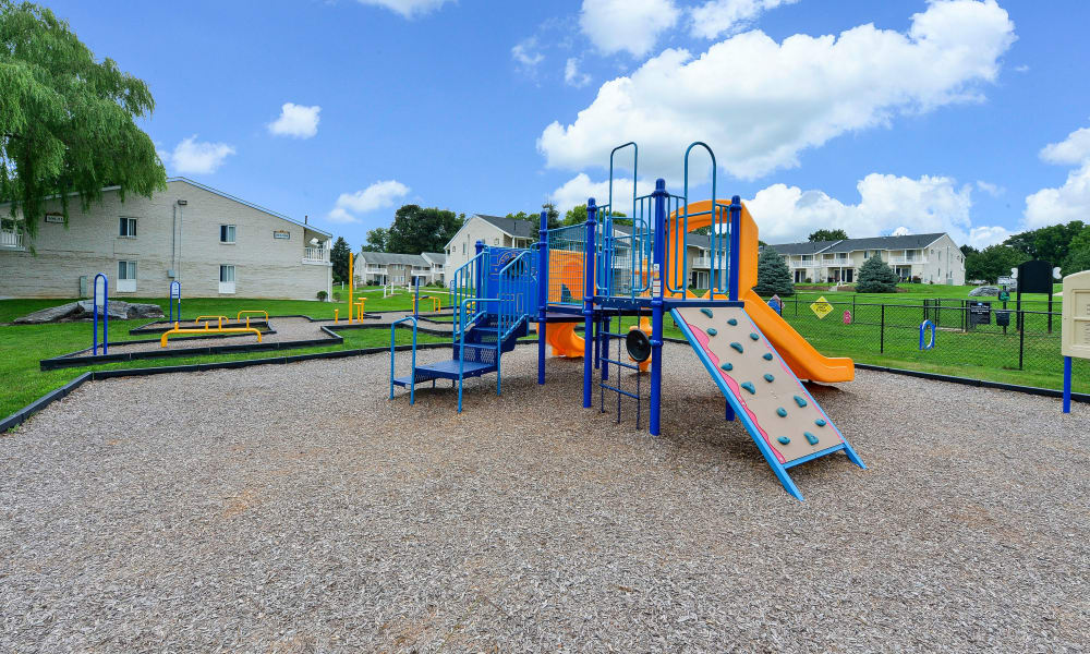 Photos of Greentree Village Townhomes in Lebanon, PA