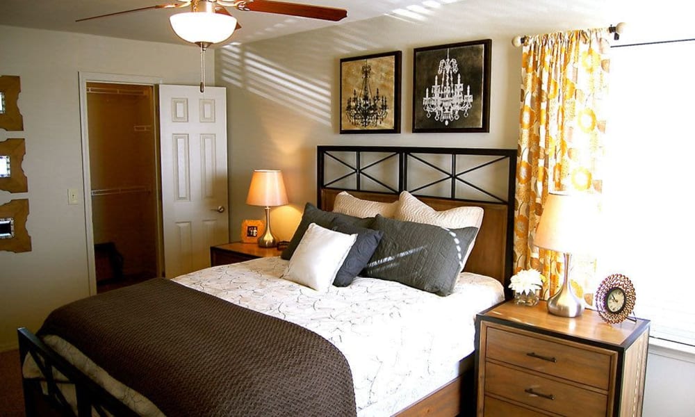 An apartment bedroom at Park at Coulter in Amarillo, Texas