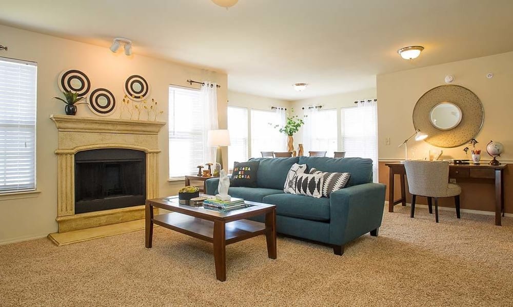 An apartment living room at Tuscany Hills in Tulsa, Oklahoma