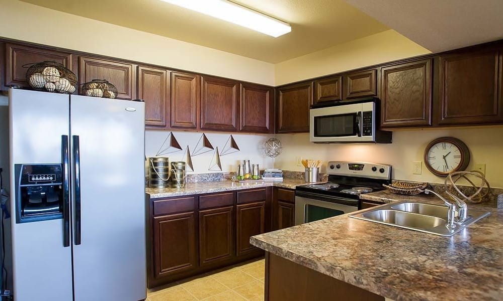 An apartment kitchen at Tuscany Hills in Tulsa, Oklahoma