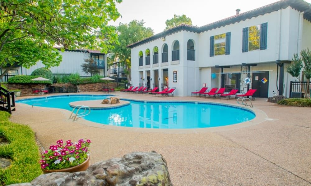 The community pool at Barcelona Apartments in Tulsa, OK