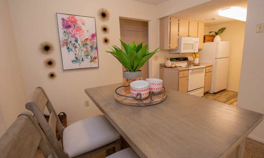 Photos of Summerfield Place Apartments in Oklahoma City, OK