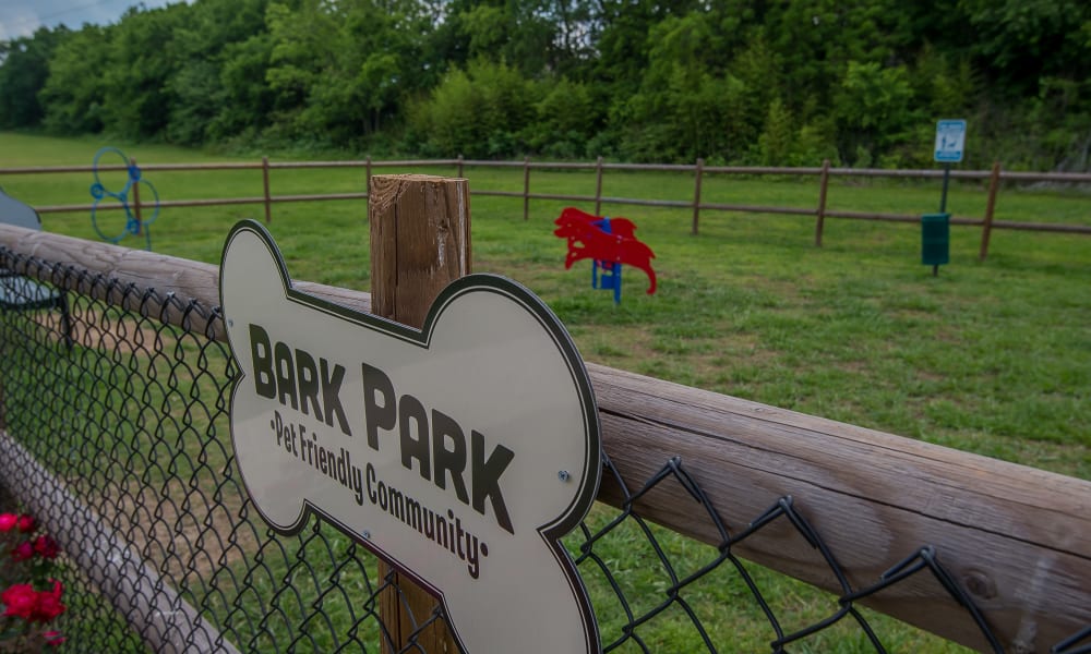 An onsite dog park at Country Hollow in Tulsa, OK