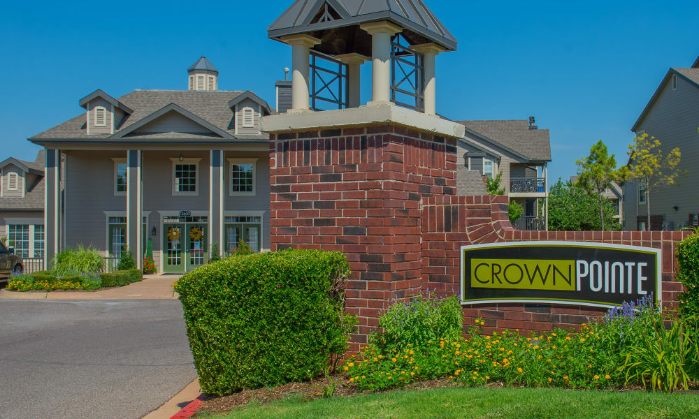 Crown Pointe Apartments In Northwest Oklahoma City Ok