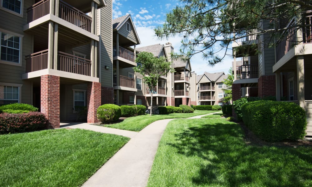 Photos of Crown Chase Apartments in Wichita, KS