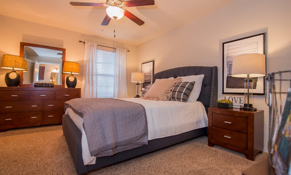 A large apartment bedroom at The Park on Westpointe in Yukon, Oklahoma