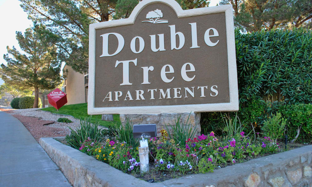 photos of double tree apartments in el paso texas