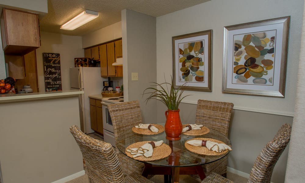 Dining table at Walnut Ridge Apartments in Corpus Christi, Texas