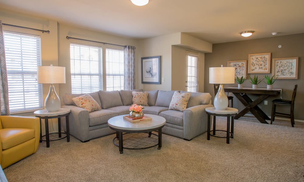 Spacious living area at Mission Point Apartments in Moore, Oklahoma