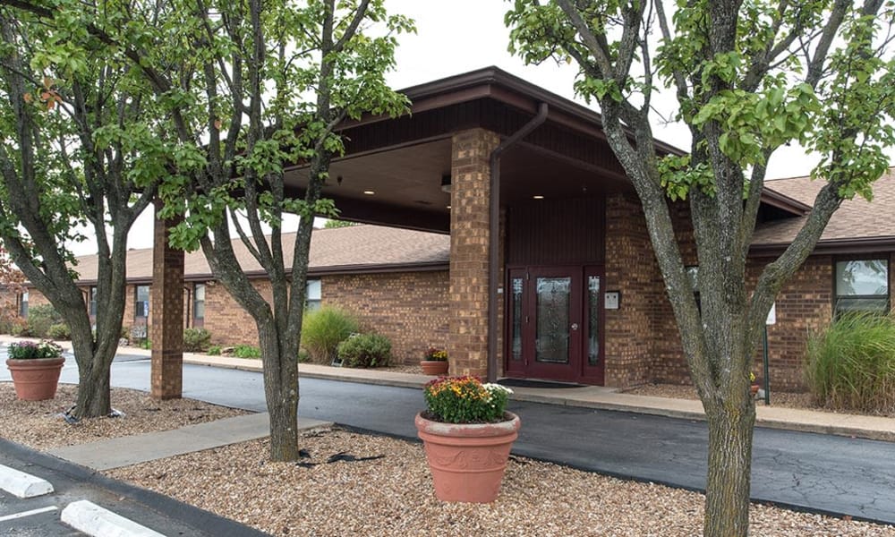 Main entrance at St. Clair Nursing Center in Saint Clair, Missouri