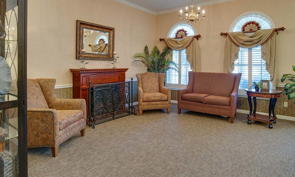 Comfortable seating in the common room at Parkwood Meadows Senior Living in Sainte Genevieve, Missouri