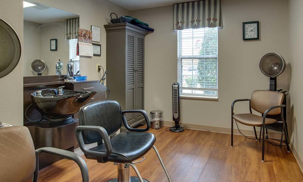 Community salon for residents at Eiffel Gardens in Paris, Tennessee