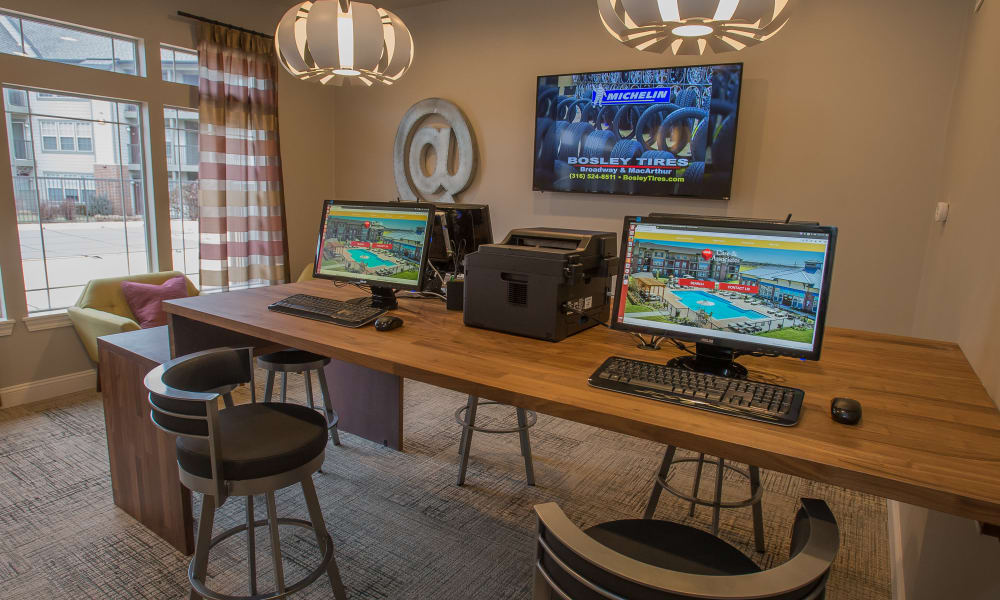 Computer room at Villas of Waterford Apartments in Wichita, Kansas