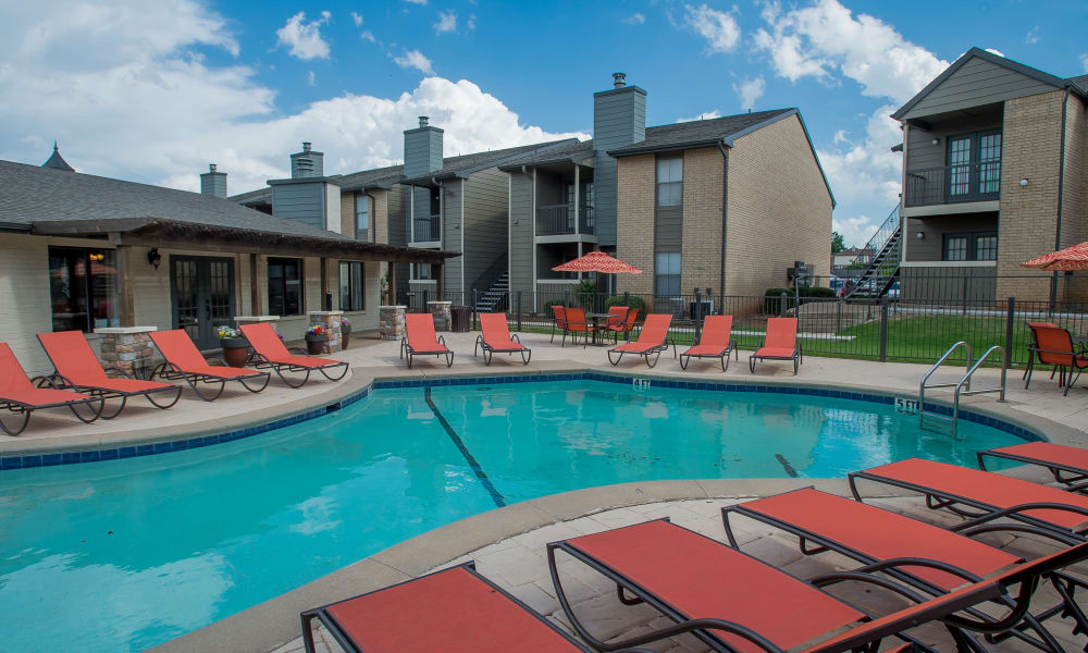 The community pool at Cimarron Pointe Apartments in Oklahoma City, OK