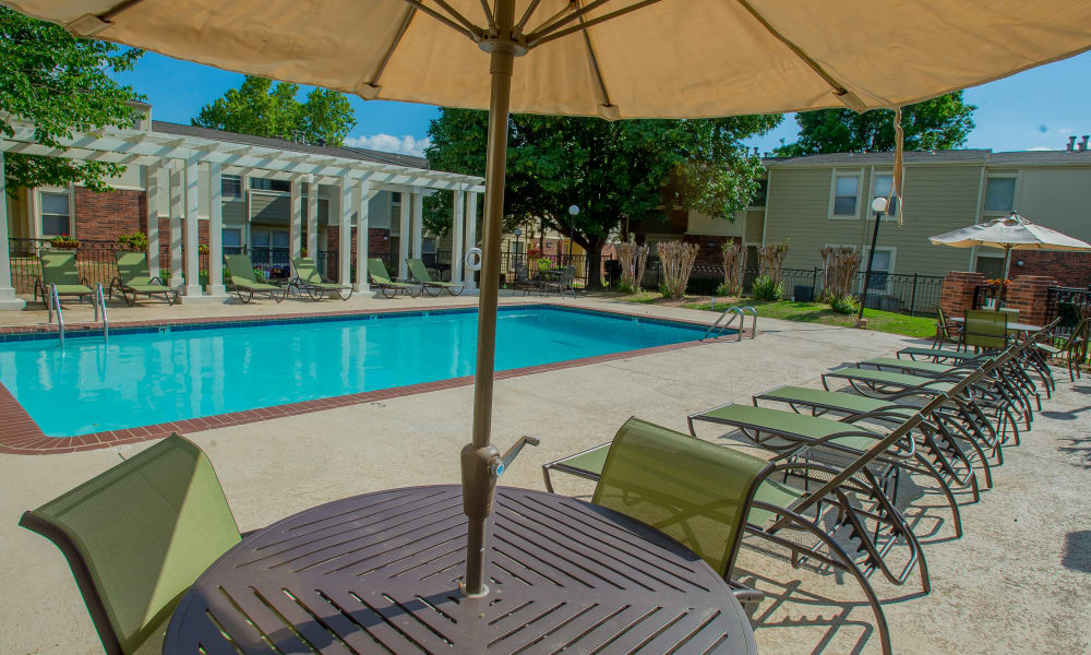 Photos of Summerfield Place Apartments in Oklahoma City, OK