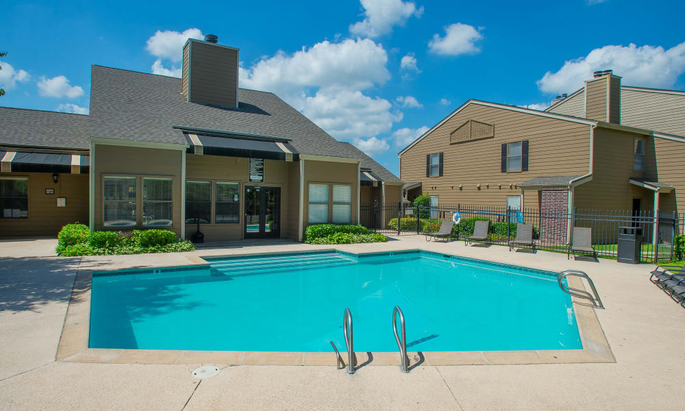 The community pool at Summerfield Place Apartments in Oklahoma City, OK