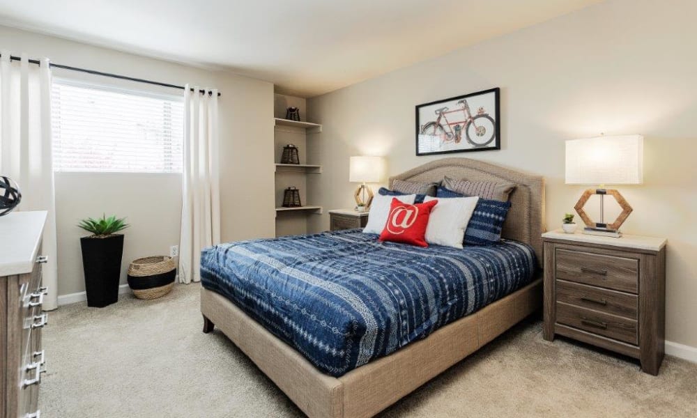 Bedroom at Lincoya Bay Apartments & Townhomes in Nashville, TN