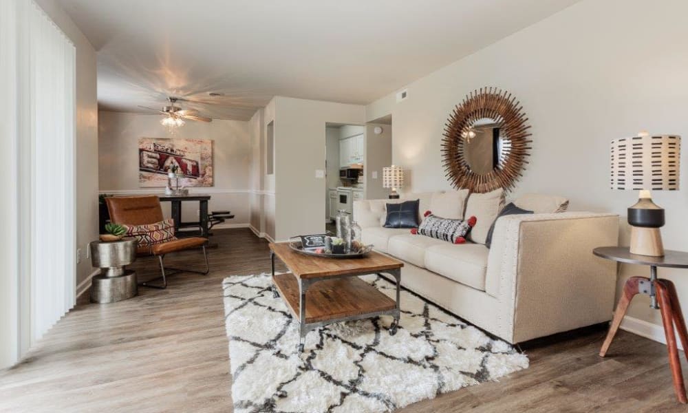 Living Room at Lincoya Bay Apartments & Townhomes in Nashville, Tennessee