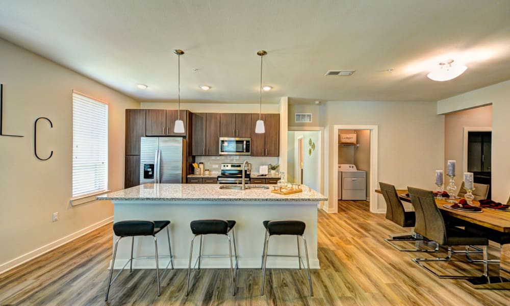 Dining and kitchen area in Jacksonville, Florida offer a Kitchen