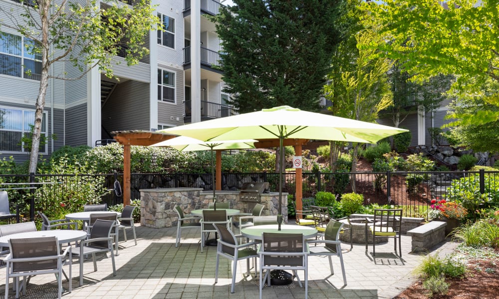 BBQ area at HighGrove Apartments