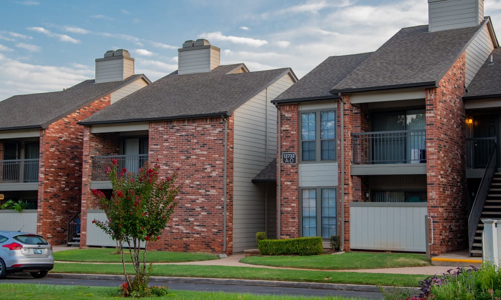 A row of apartments at The Warrington Apartments in Oklahoma City, OK
