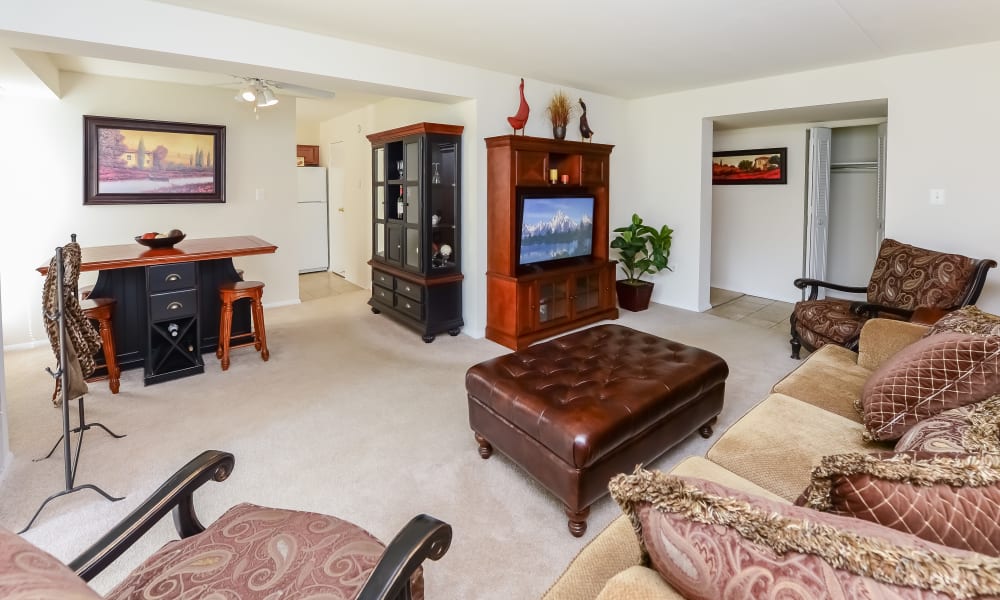 Photos of Willowbrook Apartments in Jeffersonville, PA