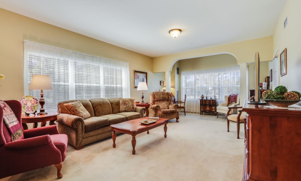 Resident living room at Keystone Place at Legacy Ridge in Westminster, Colorado. 