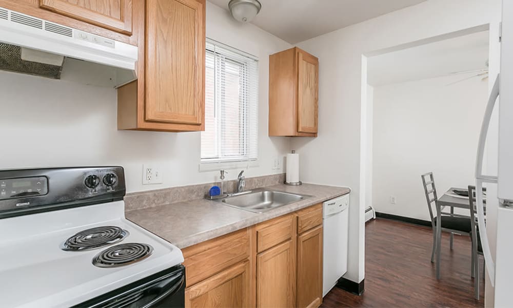 Electric range at Brockport Crossings Apartments & Townhomes in Brockport, New York