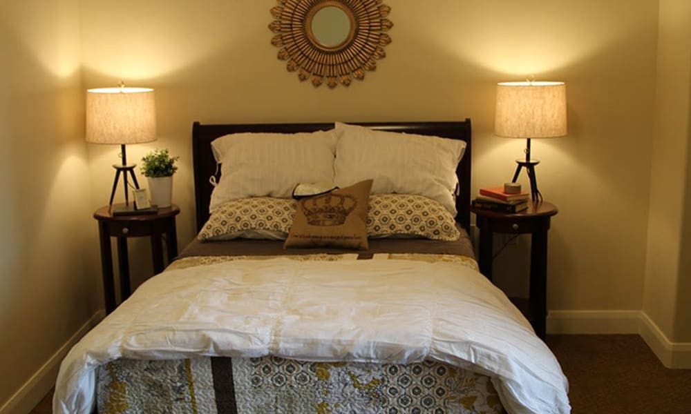 A comfortable bedroom at The Retreat at Sunriver in St. George, Utah