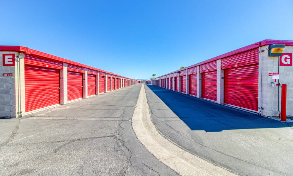 Driveway through storage units at Devon Self Storage in Palm Springs, California