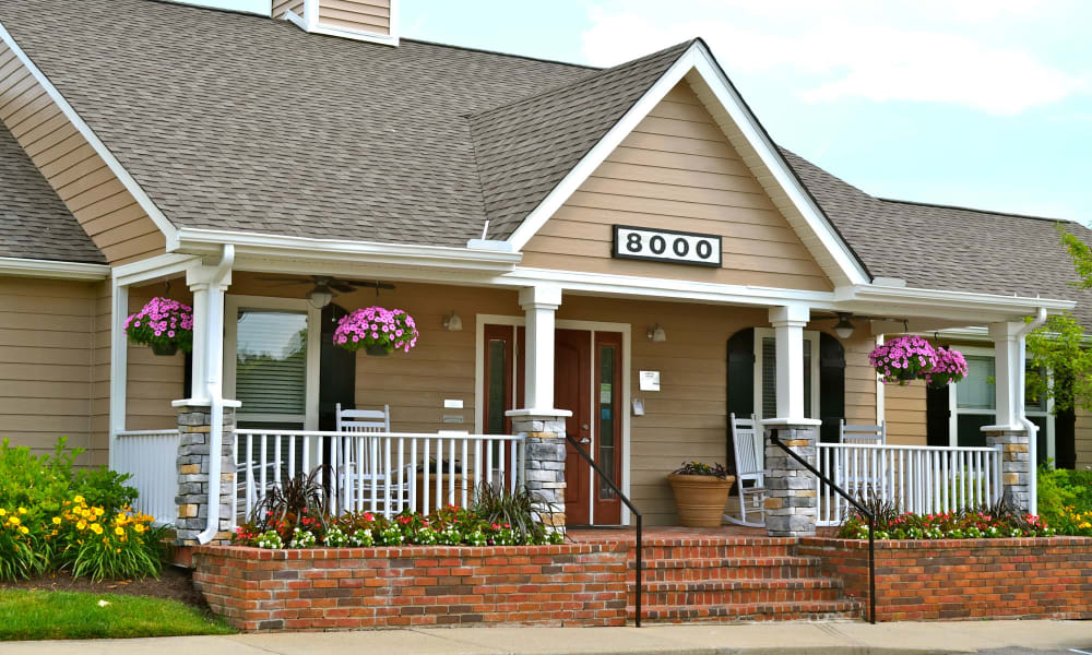 Exterior of the leasing office at Paddock Club Apartments in Florence, Kentucky