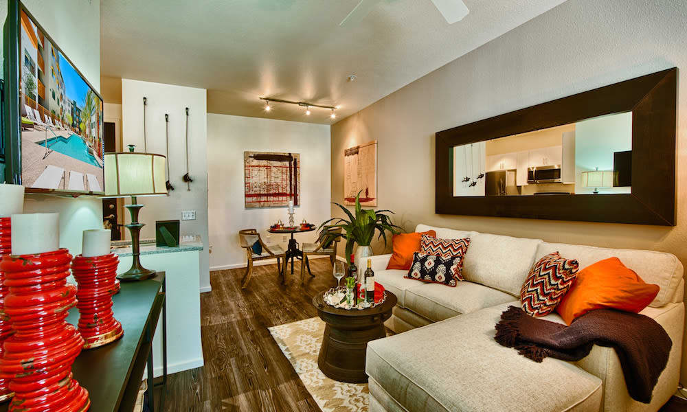 Photos of Cactus Forty-2 | Apartments in Phoenix, AZ