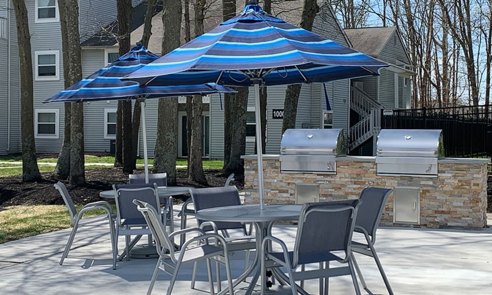 Outdoor BBQ Area at The Landings Apartment Homes in Absecon, New Jersey